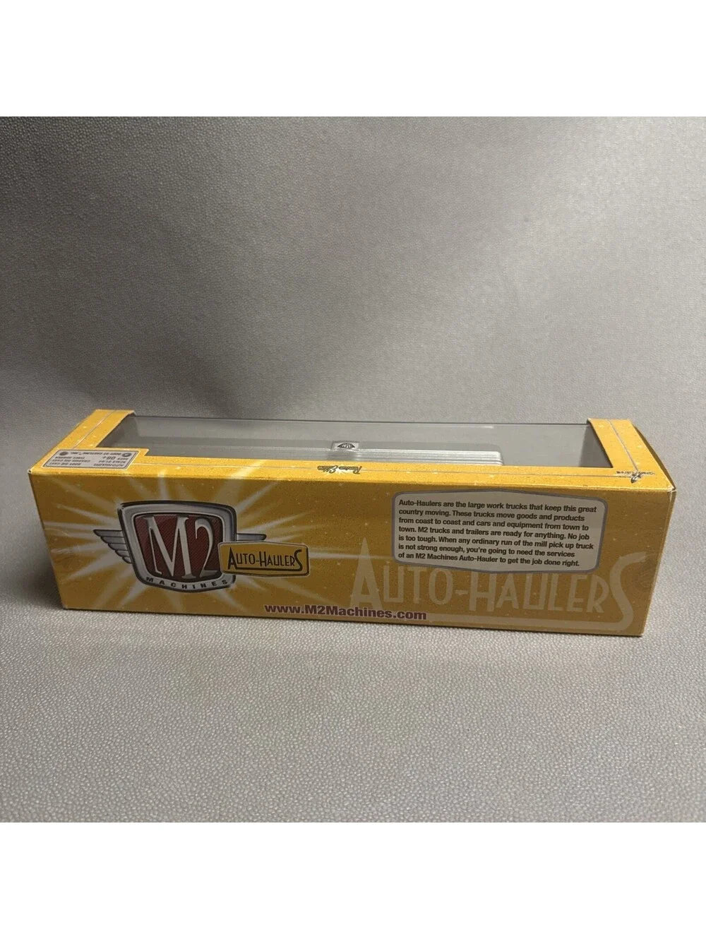 1:64 M2 Machines Auto-Haulers 1957 Dodge COE & B&M Trailer R11 Limited To 5,000